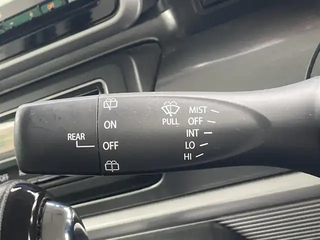 スズキ スペーシア ギア HYBRID XZターボ 島根県 2019(平31)年 3.2万km ツールグリーンパールメタリック/ガンメタリック2トーンルーフ ワンオーナー /社外SDナビ(CD/DVD/BT/フルセグ)/全方位カメラ/衝突被害軽減ブレーキ/車線逸脱警告/両側パワースライドドア /前席シートヒーター /前方ドライブレコーダー/ヘッドアップディスプレイ/オートライト/LEDヘッドライト/パドルシフト/ETC/純正ゴムフロアマット/電動格納ミラー/ミラーウィンカー /社外AW付きスタッドレスタイヤ積み込み/取扱説明書/保証書