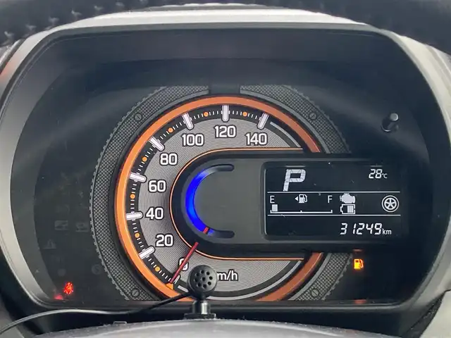 スズキ スペーシア ギア HYBRID XZターボ 島根県 2019(平31)年 3.2万km ツールグリーンパールメタリック/ガンメタリック2トーンルーフ ワンオーナー /社外SDナビ(CD/DVD/BT/フルセグ)/全方位カメラ/衝突被害軽減ブレーキ/車線逸脱警告/両側パワースライドドア /前席シートヒーター /前方ドライブレコーダー/ヘッドアップディスプレイ/オートライト/LEDヘッドライト/パドルシフト/ETC/純正ゴムフロアマット/電動格納ミラー/ミラーウィンカー /社外AW付きスタッドレスタイヤ積み込み/取扱説明書/保証書