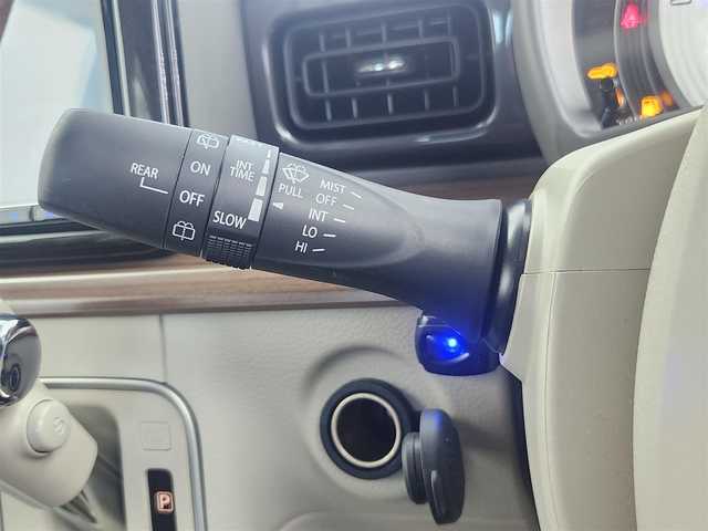 スズキ ラパン ＬＣ X 愛知県 2022(令4)年 1.1万km フォーンベージュM スズキデュアルセーフティーブレーキ/・衝突軽減ブレーキ/・横滑り防止装置/・コーナーセンサー　/・アラウンドビューモニター/純正8インチナビ　/フルセグTV/Bluetooth/シートヒーター（D/N）/USBポート×2/ステアリングリモコン/LEDヘッドライト/AAC