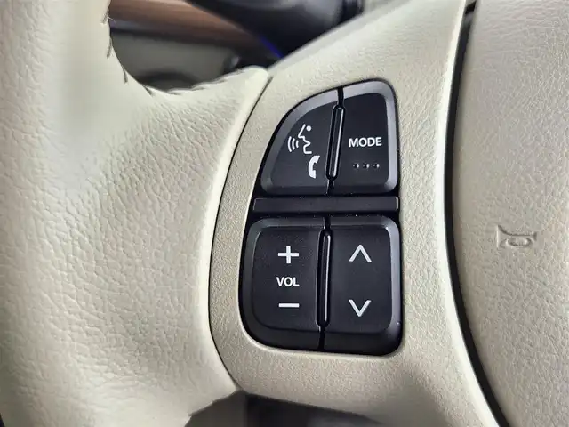 スズキ ラパン ＬＣ X 愛知県 2022(令4)年 1.1万km フォーンベージュM スズキデュアルセーフティーブレーキ/・衝突軽減ブレーキ/・横滑り防止装置/・コーナーセンサー　/・アラウンドビューモニター/純正8インチナビ　/フルセグTV/Bluetooth/シートヒーター（D/N）/USBポート×2/ステアリングリモコン/LEDヘッドライト/AAC