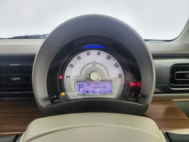 スズキ ラパン ＬＣ X 愛知県 2022(令4)年 1.1万km フォーンベージュM スズキデュアルセーフティーブレーキ/・衝突軽減ブレーキ/・横滑り防止装置/・コーナーセンサー　/・アラウンドビューモニター/純正8インチナビ　/フルセグTV/Bluetooth/シートヒーター（D/N）/USBポート×2/ステアリングリモコン/LEDヘッドライト/AAC