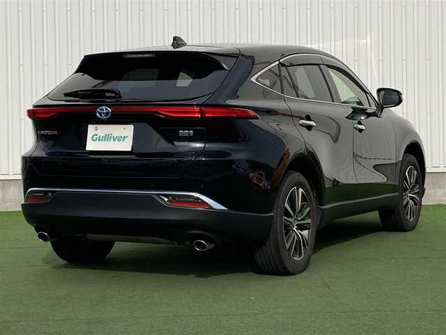 トヨタ ハリアー ハイブリッド G レザーパッケージ 香川県 2021(令3)年 3.5万km プレシャスブラックパール 登録時走行距離：34970km/メーカー純正ナビ/　BT接続/バックカメラ/プリクラッシュセーフティシステム/レーンキープアシスト/レーダークルーズコントロール/クリアランスソナー/オートハイビーム/LEDヘッドライト/オートライト/フォグランプ/デジタルインナーミラー/ビルトインETC/MTモード付AT/電子パーキングブレーキ/ブラックレザーシート/シートベンチレーション/パワーシート/シートメモリ/プッシュスタート/スマートキー/スペアキー