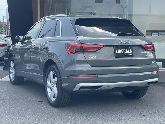 アウディ Ｑ３ 35TFSI アドバンスド 鹿児島県 2020(令2)年 3.6万km グレーＭ 禁煙車/純正ナビ/ワンセグ/レザーシート/前席パワーシート/シートヒーター/360°ビューモニターカメラ/バックカメラ/フロントカメラ/リアパワーテールゲート/純正フロアマット/純正18インチアルミホイール/前後ドライブレコーダー