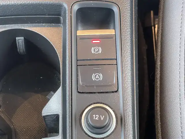 アウディ Ｑ３ 35TFSI アドバンスド 鹿児島県 2020(令2)年 3.6万km グレーＭ 禁煙車/純正ナビ/ワンセグ/レザーシート/前席パワーシート/シートヒーター/360°ビューモニターカメラ/バックカメラ/フロントカメラ/リアパワーテールゲート/純正フロアマット/純正18インチアルミホイール/前後ドライブレコーダー