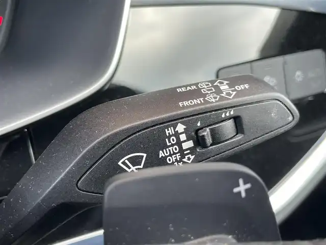 アウディ Ｑ３ 35TFSI アドバンスド 鹿児島県 2020(令2)年 3.6万km グレーＭ 禁煙車/純正ナビ/ワンセグ/レザーシート/前席パワーシート/シートヒーター/360°ビューモニターカメラ/バックカメラ/フロントカメラ/リアパワーテールゲート/純正フロアマット/純正18インチアルミホイール/前後ドライブレコーダー