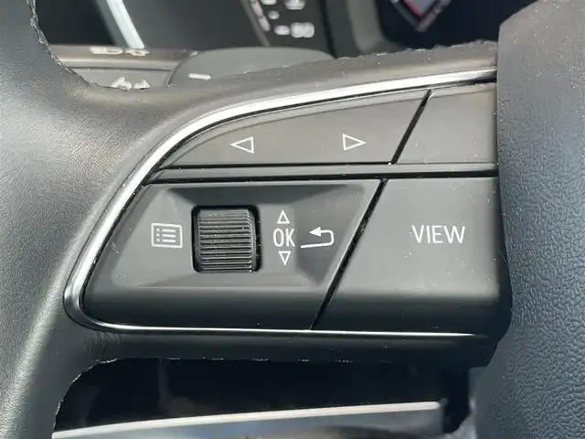 アウディ Ｑ３ 35TFSI アドバンスド 鹿児島県 2020(令2)年 3.6万km グレーＭ 禁煙車/純正ナビ/ワンセグ/レザーシート/前席パワーシート/シートヒーター/360°ビューモニターカメラ/バックカメラ/フロントカメラ/リアパワーテールゲート/純正フロアマット/純正18インチアルミホイール/前後ドライブレコーダー