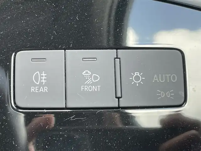 アウディ Ｑ３ 35TFSI アドバンスド 鹿児島県 2020(令2)年 3.6万km グレーＭ 禁煙車/純正ナビ/ワンセグ/レザーシート/前席パワーシート/シートヒーター/360°ビューモニターカメラ/バックカメラ/フロントカメラ/リアパワーテールゲート/純正フロアマット/純正18インチアルミホイール/前後ドライブレコーダー