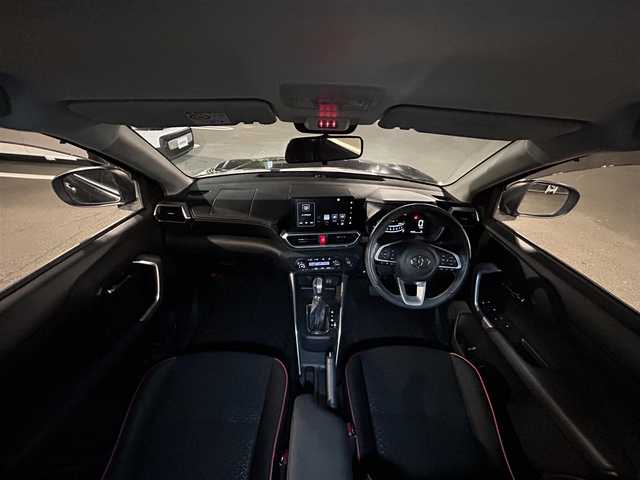 トヨタ ライズ Z 福岡県 2020(令2)年 6.3万km ブラックマイカメタリック 純正9型ディスプレイオーディオ(フルセグTV/BT)全方位モニタスマートアシストコーナーセンサーレーダークルコンETCシートヒーターUSB純正LEDヘッドライト純正アルミホイールプッシュスタートスマートキースペアキー
