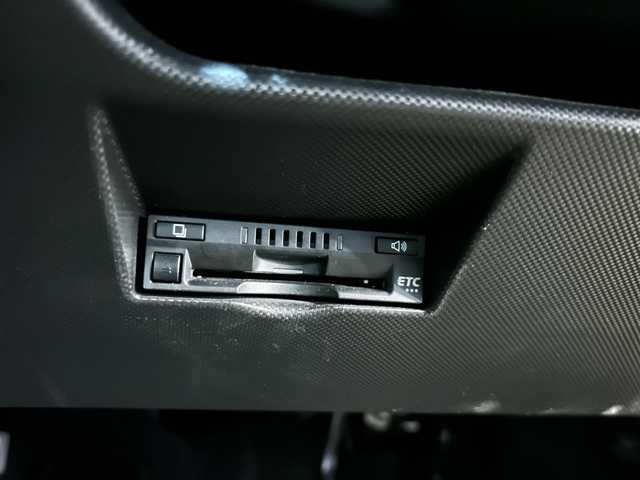トヨタ ライズ Z 福岡県 2020(令2)年 6.3万km ブラックマイカメタリック 純正9型ディスプレイオーディオ(フルセグTV/BT)全方位モニタスマートアシストコーナーセンサーレーダークルコンETCシートヒーターUSB純正LEDヘッドライト純正アルミホイールプッシュスタートスマートキースペアキー