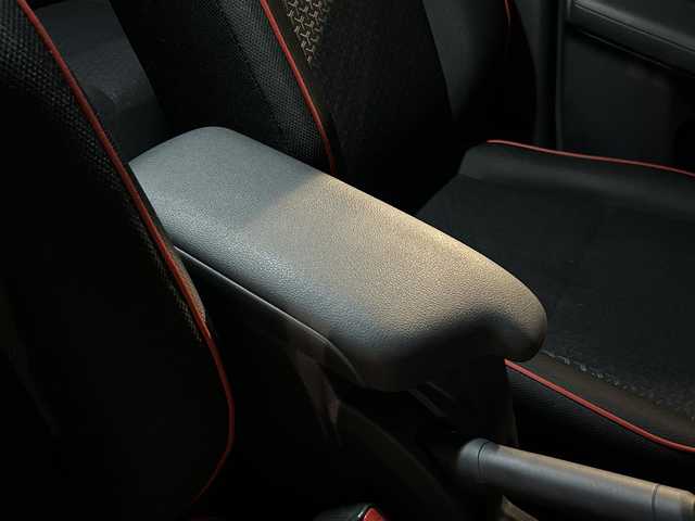 トヨタ ライズ Z 福岡県 2020(令2)年 6.3万km ブラックマイカメタリック 純正9型ディスプレイオーディオ(フルセグTV/BT)全方位モニタスマートアシストコーナーセンサーレーダークルコンETCシートヒーターUSB純正LEDヘッドライト純正アルミホイールプッシュスタートスマートキースペアキー