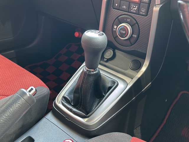 ダイハツ コペン セロS 愛知県 2016(平28)年 9.4万km トニコオレンジメタリック 電動オープン/純正DIATONEナビ(NMZM-W66D)/・AM/FM/・CD/DVD/・Bluetooth/・フルセグTV/・SD音楽録音/バックカメラ/ドライブレコーダー/RAYS 16インチAW/純正フロアマット/シートヒーター /ETC/取扱説明書/保証書