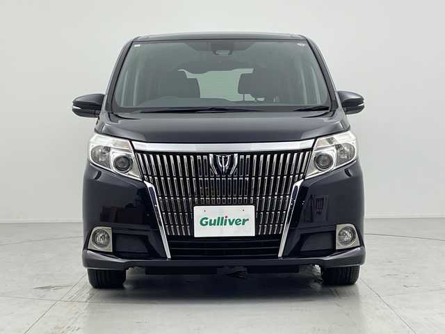 トヨタ エスクァイア Gi 愛知県 2016(平28)年 5万km スパークリングブラックパールクリスタルシャイン 9インチ純正ナビ（NSZT-Y66T）/・Ｂｌｕｅｔｏｏｔｈ接続/・フルセグ/・CD/DVD/アルパイン後席モニター/クルーズコントロール/ビルトインＥＴＣ/バックカメラ/合皮シート/前席シートヒーター/両側パワースライドドア/レーンキープアシスト/純正アルミホイール/レーンキープアシスト/HIDオートライト/オートハイビーム/衝突被害軽減/フォグランプ