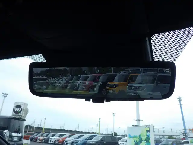 レクサス ＮＸ 350h Fスポーツ 千葉県 2022(令4)年 3.8万km ホワイトノーヴァガラスフレーク Lexus Safety System+/・プリクラッシュセーフティ/・レーンディパーチャーアラート/・オートハイビーム/・レーダークルーズコントロール/・ブラインドスポットモニター/ヘッドアップディスプレイ/デジタルインナーミラー/ムーンルーフ/純正コネクティッドナビ/地デジTV/【Bluetooth接続】/パノラミックビューモニター/コンビレザーシート/前席パワーシート/エアシート/シートヒーター/革巻きステアリング/ステアリングスイッチ/パドルシフト/ETC（2.0）/3眼LEDヘッドライト/フォグライト/ウインカーミラー/クリアランスソナー/純正20インチアルミホイル/サイド/カーテン/ニーエアバッグ/スマートキー