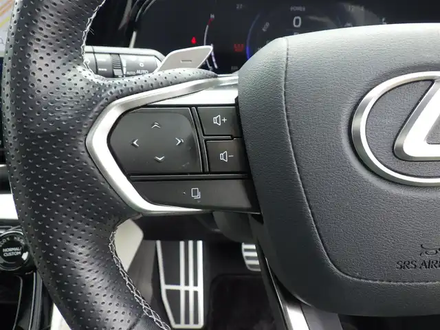 レクサス ＮＸ 350h Fスポーツ 千葉県 2022(令4)年 3.8万km ホワイトノーヴァガラスフレーク Lexus Safety System+/・プリクラッシュセーフティ/・レーンディパーチャーアラート/・オートハイビーム/・レーダークルーズコントロール/・ブラインドスポットモニター/ヘッドアップディスプレイ/デジタルインナーミラー/ムーンルーフ/純正コネクティッドナビ/地デジTV/【Bluetooth接続】/パノラミックビューモニター/コンビレザーシート/前席パワーシート/エアシート/シートヒーター/革巻きステアリング/ステアリングスイッチ/パドルシフト/ETC（2.0）/3眼LEDヘッドライト/フォグライト/ウインカーミラー/クリアランスソナー/純正20インチアルミホイル/サイド/カーテン/ニーエアバッグ/スマートキー