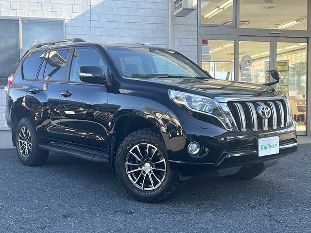 トヨタ ランドクルーザー プラド TX 埼玉県 2016(平28)年 6.4万km ブラック 純正ナビ /ETC　/バックカメラ /サンルーフ/LEDライト　/ルーフレール　/スマートキー/スペアキー１本/フォグランプ　/サイドステップ　/ステアリングスイッチ　/プッシュスタート　/電格ミラー　/オートライト　/フロアマット　/３列シート　/ISOFIX /ライトウォッシャー/TRC/パワーステアリング/パワーウィンドウ/保証書/取扱説明書