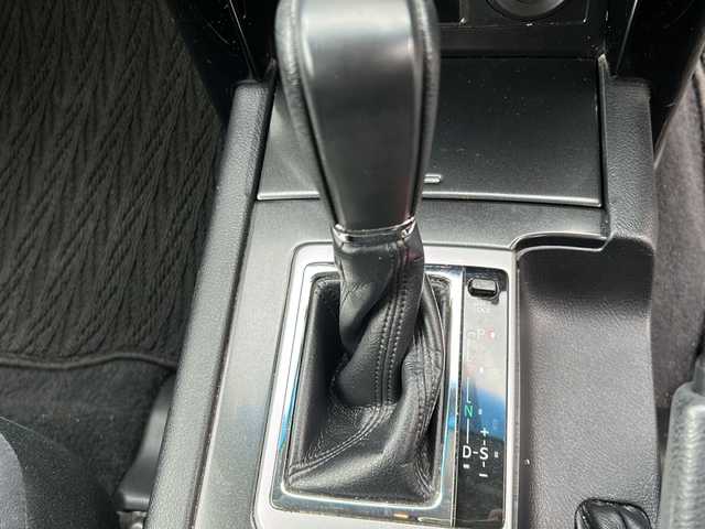 トヨタ ランドクルーザー プラド TX 埼玉県 2016(平28)年 6.4万km ブラック 純正ナビ /ETC　/バックカメラ /サンルーフ/LEDライト　/ルーフレール　/スマートキー/スペアキー１本/フォグランプ　/サイドステップ　/ステアリングスイッチ　/プッシュスタート　/電格ミラー　/オートライト　/フロアマット　/３列シート　/ISOFIX /ライトウォッシャー/TRC/パワーステアリング/パワーウィンドウ/保証書/取扱説明書