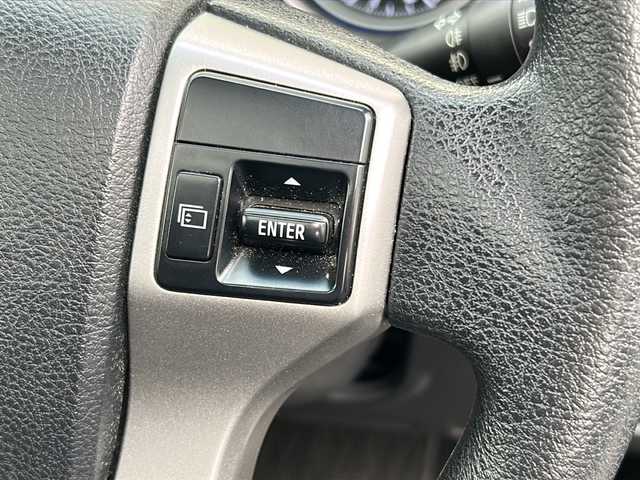 トヨタ ランドクルーザー プラド TX 埼玉県 2016(平28)年 6.4万km ブラック 純正ナビ /ETC　/バックカメラ /サンルーフ/LEDライト　/ルーフレール　/スマートキー/スペアキー１本/フォグランプ　/サイドステップ　/ステアリングスイッチ　/プッシュスタート　/電格ミラー　/オートライト　/フロアマット　/３列シート　/ISOFIX /ライトウォッシャー/TRC/パワーステアリング/パワーウィンドウ/保証書/取扱説明書