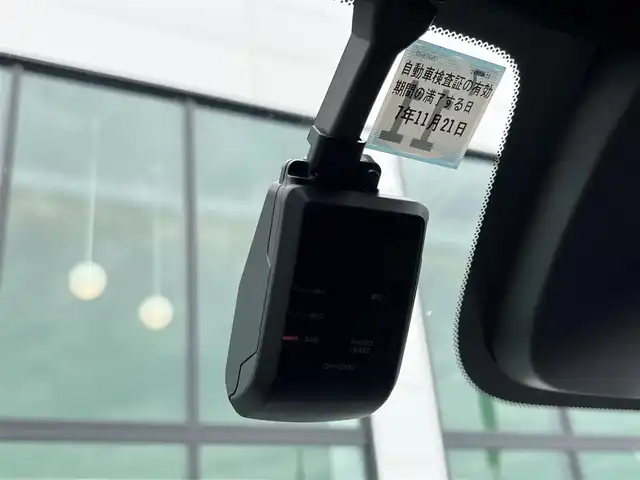 ホンダ ステップワゴン スパーダ eHEV 奈良県 2022(令4)年 2.7万km プラチナホワイトパール 無限フルエアロ/無限フロントグリル/純正ナビ（LXM-237VFNi)/（TV/BT/CD/DVD/AppleCarPlay/AndroidAuto)/純正10インチフリップダウンモニター（VM-221T）/レーダークルーズコントロール/バックカメラ/パドルシフト/ブラインドスポットモニター/前後コーナーセンサー/衝突軽減システム/レーンキープアシスト/両側パワースライドドア/パワーバックドア/ハーフレザーシート/前席シートヒーター/後席サンシェード/純正前方ドライブレコーダー/ETC/無限19インチＡＷ/スペアキーＸ１