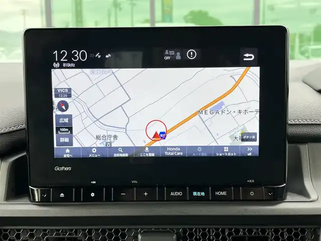 ホンダ ステップワゴン スパーダ eHEV 奈良県 2022(令4)年 2.7万km プラチナホワイトパール 無限フルエアロ/無限フロントグリル/純正ナビ（LXM-237VFNi)/（TV/BT/CD/DVD/AppleCarPlay/AndroidAuto)/純正10インチフリップダウンモニター（VM-221T）/レーダークルーズコントロール/バックカメラ/パドルシフト/ブラインドスポットモニター/前後コーナーセンサー/衝突軽減システム/レーンキープアシスト/両側パワースライドドア/パワーバックドア/ハーフレザーシート/前席シートヒーター/後席サンシェード/純正前方ドライブレコーダー/ETC/無限19インチＡＷ/スペアキーＸ１