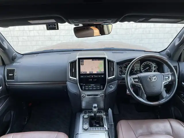 トヨタ ランドクルーザー ZX 群馬県 2017(平29)年 4.2万km ダークレッドマイカメタリック ワンオーナー/純正SDナビ/モデリスタフルエアロ/パーキングソナー/アダプティブクルーズコントロール/電動格納ミラー/本革+木目調ステアリング/木目調内装/シートセットポジションメモリー/Bluetooth/ステアリングスイッチ/ステアリングヒーター/ヘッドレストモニター/前席パワーシート/2列目前後パワーシート/LEDフォグランプ/LEDヘッドライト/V8/全周囲カメラ/AHB/純正20インチアルミホイール/純正フロアマット/前方ドライブレコーダー/サンルーフ/パワーステアリング/チップアップシート/純正ビルトインETC2.0/ルーフレール/スマートキー