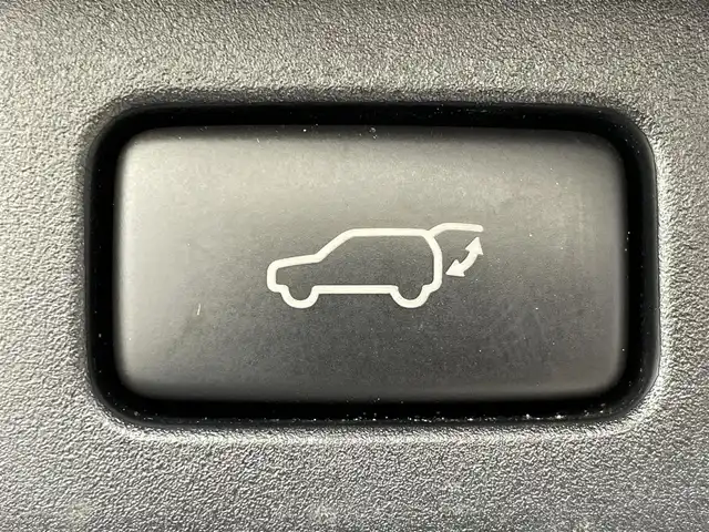 トヨタ ランドクルーザー ZX 群馬県 2017(平29)年 4.2万km ダークレッドマイカメタリック ワンオーナー/純正SDナビ/モデリスタフルエアロ/パーキングソナー/アダプティブクルーズコントロール/電動格納ミラー/本革+木目調ステアリング/木目調内装/シートセットポジションメモリー/Bluetooth/ステアリングスイッチ/ステアリングヒーター/ヘッドレストモニター/前席パワーシート/2列目前後パワーシート/LEDフォグランプ/LEDヘッドライト/V8/全周囲カメラ/AHB/純正20インチアルミホイール/純正フロアマット/前方ドライブレコーダー/サンルーフ/パワーステアリング/チップアップシート/純正ビルトインETC2.0/ルーフレール/スマートキー