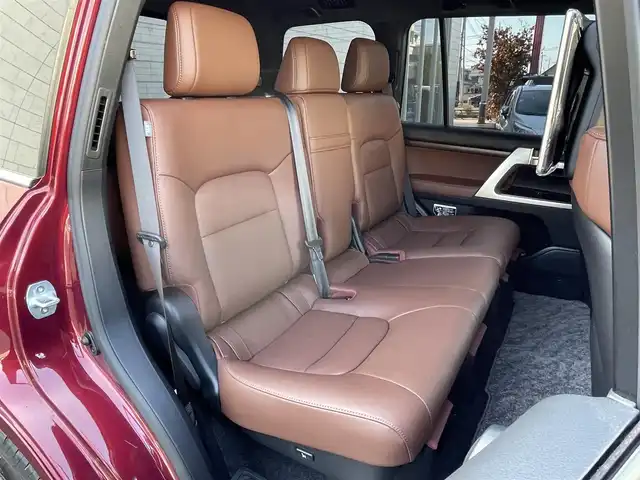 トヨタ ランドクルーザー ZX 群馬県 2017(平29)年 4.2万km ダークレッドマイカメタリック ワンオーナー/純正SDナビ/モデリスタフルエアロ/パーキングソナー/アダプティブクルーズコントロール/電動格納ミラー/本革+木目調ステアリング/木目調内装/シートセットポジションメモリー/Bluetooth/ステアリングスイッチ/ステアリングヒーター/ヘッドレストモニター/前席パワーシート/2列目前後パワーシート/LEDフォグランプ/LEDヘッドライト/V8/全周囲カメラ/AHB/純正20インチアルミホイール/純正フロアマット/前方ドライブレコーダー/サンルーフ/パワーステアリング/チップアップシート/純正ビルトインETC2.0/ルーフレール/スマートキー