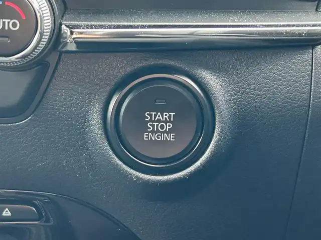 マツダ マツダ３ファストバック 15S ツーリング 群馬県 2023(令5)年 4.7万km ジェットブラックマイカ 純正ディスプレイオーディオ/（FM/AM/CD/DVD/HDMI/Bluetooth/フルセグTV）/全方位カメラ/前後ドラレコ（C9KA V6 580A）/ETC/ワンオーナー/i-ACTIVSENSE/・追従走行式クルーズコントロール/・レーンキープアシスト/・LEDヘッドライト/・オートライト/・オートハイビーム/・衝突被害軽減装置/純正フロアマット/純正18インチAW/ステアリングスイッチ/革巻きステアリング/電動格納ミラー/取扱説明書