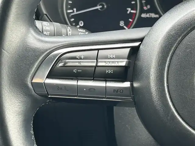 マツダ マツダ３ファストバック 15S ツーリング 群馬県 2023(令5)年 4.7万km ジェットブラックマイカ 純正ディスプレイオーディオ/（FM/AM/CD/DVD/HDMI/Bluetooth/フルセグTV）/全方位カメラ/前後ドラレコ（C9KA V6 580A）/ETC/ワンオーナー/i-ACTIVSENSE/・追従走行式クルーズコントロール/・レーンキープアシスト/・LEDヘッドライト/・オートライト/・オートハイビーム/・衝突被害軽減装置/純正フロアマット/純正18インチAW/ステアリングスイッチ/革巻きステアリング/電動格納ミラー/取扱説明書