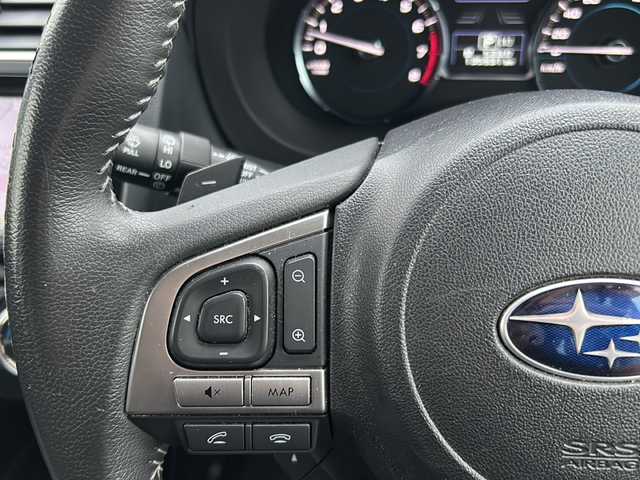 スバル フォレスター S－リミテッド 富山県 2016(平28)年 13.6万km クリスタルブラックシリカ ワンオーナー/スマートキー２本/レザーシート/4WD/パワーシート（D席メモリー付き）/社外メモリナビ（AVIC-ZH0999）/フルセグTV/CD/DVD再生/Bluetooth/ETC/バックカメラ/パドルシフト/アイドリングストップ/純正18インチAW/ACC/レーンキープアシスト/シートヒーター（全席）/LEDヘッドライト/フォグランプ/純正フロアマット/純正ドアバイザー/横滑り防止装置/BSM/電動格納ウィンカーミラー/ステアリングスイッチ/オートライト/革巻きステアリング/パワーバックドア/タイヤ積み込み/（スタッドレス225/60/R17）