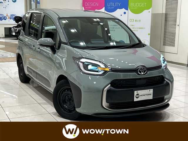 トヨタ シエンタ Z 埼玉県 2022(令4)年 2万km アーバンカーキ 純正フリップダウンモニター　/純正ディスプレイオーディオ（ナビ機能付）/　　CD/DVD/BT/フルセグ　/パノラミックビューモニター　/両側パワースライドドア　/レーダークルーズコントロール　/LED　/シートヒーター　/ステアリングヒーター　/ブラインドスポットモニター　/ETC