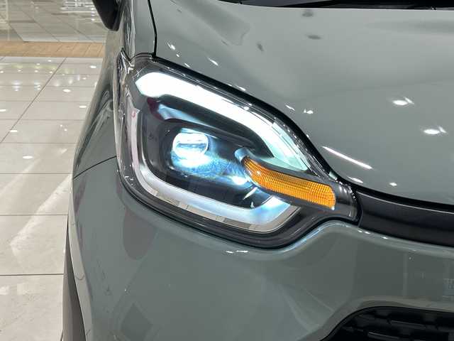 トヨタ シエンタ Z 埼玉県 2022(令4)年 2万km アーバンカーキ 純正フリップダウンモニター　/純正ディスプレイオーディオ（ナビ機能付）/　　CD/DVD/BT/フルセグ　/パノラミックビューモニター　/両側パワースライドドア　/レーダークルーズコントロール　/LED　/シートヒーター　/ステアリングヒーター　/ブラインドスポットモニター　/ETC