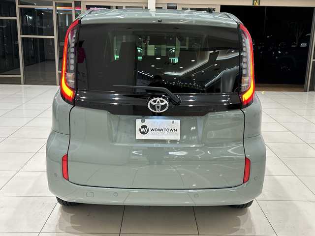 トヨタ シエンタ Z 埼玉県 2022(令4)年 2万km アーバンカーキ 純正フリップダウンモニター　/純正ディスプレイオーディオ（ナビ機能付）/　　CD/DVD/BT/フルセグ　/パノラミックビューモニター　/両側パワースライドドア　/レーダークルーズコントロール　/LED　/シートヒーター　/ステアリングヒーター　/ブラインドスポットモニター　/ETC