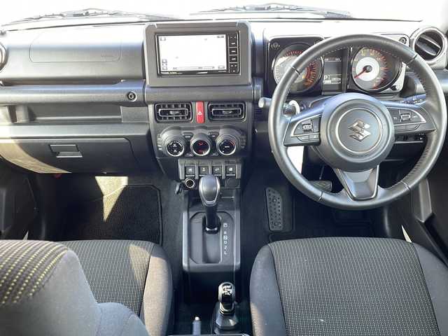 スズキ ジムニー XC 徳島県 2023(令5)年 2.4万km シフォンアイボリーメタリックブラック2トーンルーフ パナソニックナビ　CN-HE02WD/(AM.FM.CD.DVD.BT.フルセグ)/ルーフキャリア/前席シートヒーター/ステアリングスイッチ/ヘッドライトウォッシャー/バックカメラ/ビルトインETC/LEDヘッドライト