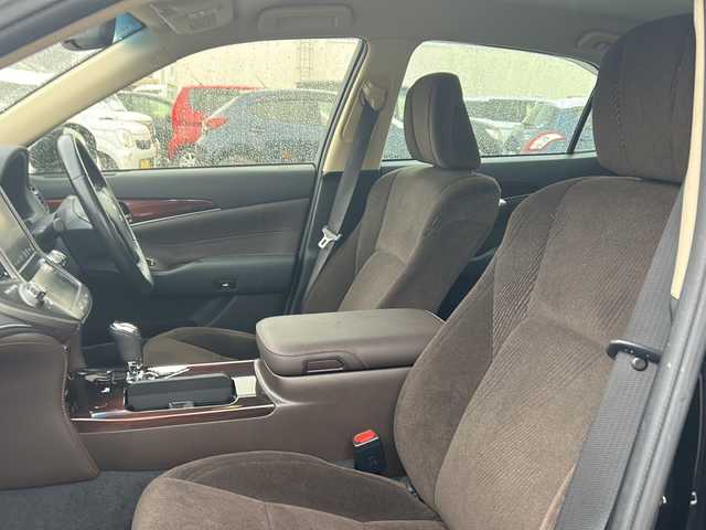 トヨタ クラウン ロイヤル ロイヤルサルーン i－Four 秋田県 2013(平25)年 7.8万km ブラック 純正ナビ/純正BT、CD、TV/純正16インチAW/ドライブレコーダー/コーナーセンサー/バックカメラ/ETC/スペアキー/４WD/取説、保証書