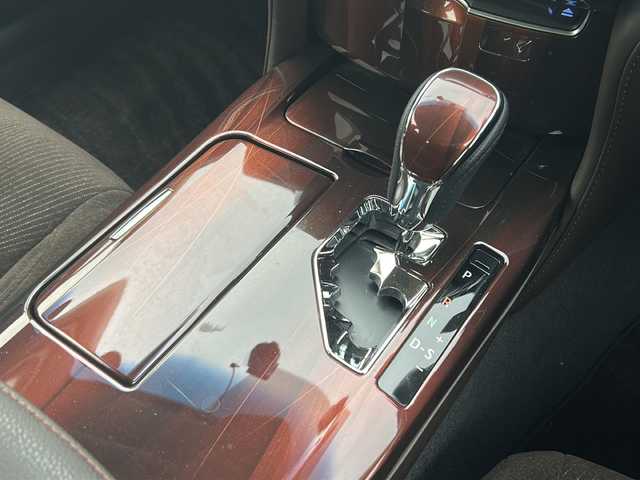 トヨタ クラウン ロイヤル ロイヤルサルーン i－Four 秋田県 2013(平25)年 7.8万km ブラック 純正ナビ/純正BT、CD、TV/純正16インチAW/ドライブレコーダー/コーナーセンサー/バックカメラ/ETC/スペアキー/４WD/取説、保証書