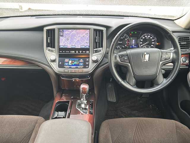 トヨタ クラウン ロイヤル ロイヤルサルーン i－Four 秋田県 2013(平25)年 7.8万km ブラック 純正ナビ/純正BT、CD、TV/純正16インチAW/ドライブレコーダー/コーナーセンサー/バックカメラ/ETC/スペアキー/４WD/取説、保証書