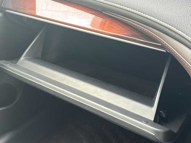 トヨタ クラウン ロイヤル ロイヤルサルーン i－Four 秋田県 2013(平25)年 7.8万km ブラック 純正ナビ/純正BT、CD、TV/純正16インチAW/ドライブレコーダー/コーナーセンサー/バックカメラ/ETC/スペアキー/４WD/取説、保証書