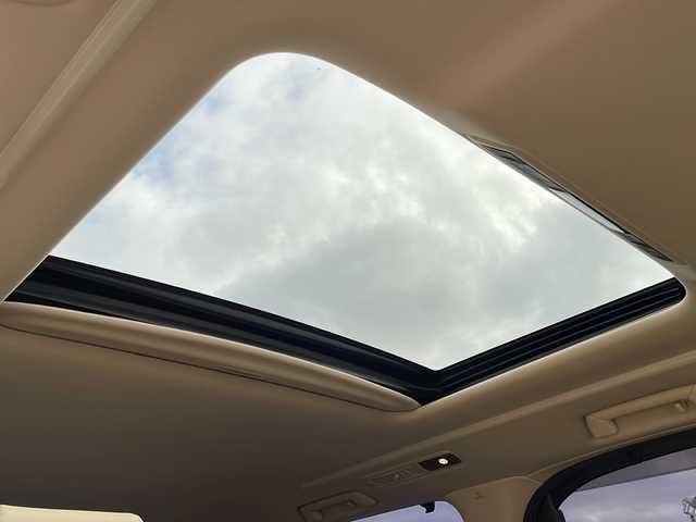 トヨタ アルファードハイブリット G 岩手県 2020(令2)年 4.7万km ホワイトパールクリスタルシャイン ４ＷＤ　メモリーナビ　ＢＴ　ＣＤ　ＤＶＤ　バックカメラ　サンルーフ　両側パワスライド　レザーシート　シートヒーター　エアシート　パワーシート　オートＬＥＤライトドラレコ　１７インチアルミ　スマートキー