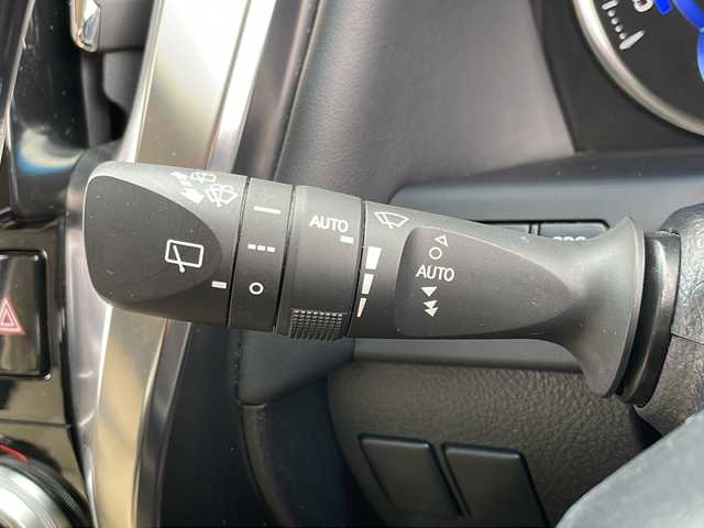 トヨタ アルファードハイブリット G 岩手県 2020(令2)年 4.7万km ホワイトパールクリスタルシャイン ４ＷＤ　メモリーナビ　ＢＴ　ＣＤ　ＤＶＤ　バックカメラ　サンルーフ　両側パワスライド　レザーシート　シートヒーター　エアシート　パワーシート　オートＬＥＤライトドラレコ　１７インチアルミ　スマートキー