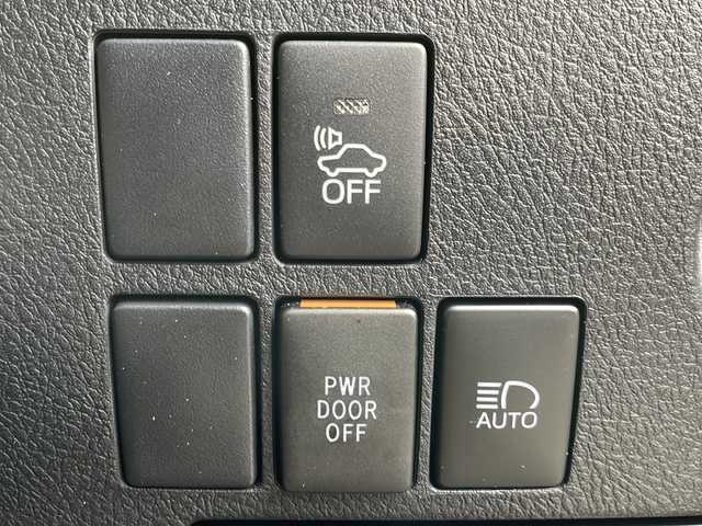 トヨタ アルファードハイブリット G 岩手県 2020(令2)年 4.7万km ホワイトパールクリスタルシャイン ４ＷＤ　メモリーナビ　ＢＴ　ＣＤ　ＤＶＤ　バックカメラ　サンルーフ　両側パワスライド　レザーシート　シートヒーター　エアシート　パワーシート　オートＬＥＤライトドラレコ　１７インチアルミ　スマートキー