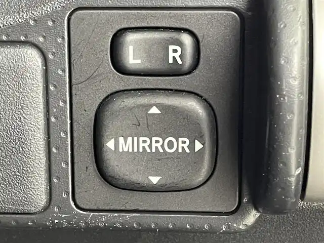 トヨタ ＦＪクルーザー カラーパッケージ 福岡県 2013(平25)年 5.5万km ブラック/ホワイト アルパインナビ／フルセグＴＶ　/バックカメラ　/ＥＴＣ　/クルーズコントロール　/コーナーセンサー　/リアデフロック　/ウインドシールドデアイサー　/横滑り防止装置　/電動格納式ドアミラー　/ＴＲＤアルミホイール