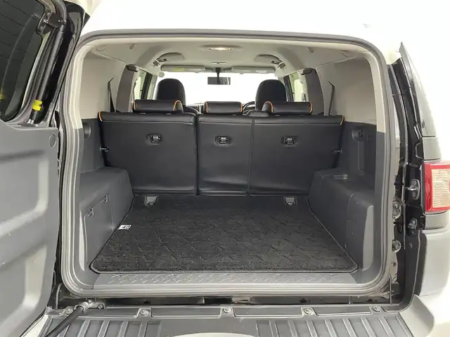 トヨタ ＦＪクルーザー カラーパッケージ 福岡県 2013(平25)年 5.5万km ブラック/ホワイト アルパインナビ／フルセグＴＶ　/バックカメラ　/ＥＴＣ　/クルーズコントロール　/コーナーセンサー　/リアデフロック　/ウインドシールドデアイサー　/横滑り防止装置　/電動格納式ドアミラー　/ＴＲＤアルミホイール