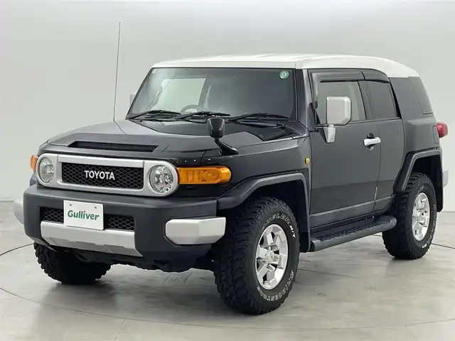 トヨタ ＦＪクルーザー カラーパッケージ 福岡県 2013(平25)年 5.5万km ブラック/ホワイト アルパインナビ／フルセグＴＶ　/バックカメラ　/ＥＴＣ　/クルーズコントロール　/コーナーセンサー　/リアデフロック　/ウインドシールドデアイサー　/横滑り防止装置　/電動格納式ドアミラー　/ＴＲＤアルミホイール