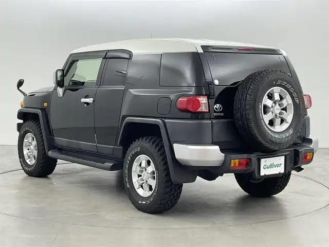 トヨタ ＦＪクルーザー カラーパッケージ 福岡県 2013(平25)年 5.5万km ブラック/ホワイト アルパインナビ／フルセグＴＶ　/バックカメラ　/ＥＴＣ　/クルーズコントロール　/コーナーセンサー　/リアデフロック　/ウインドシールドデアイサー　/横滑り防止装置　/電動格納式ドアミラー　/ＴＲＤアルミホイール