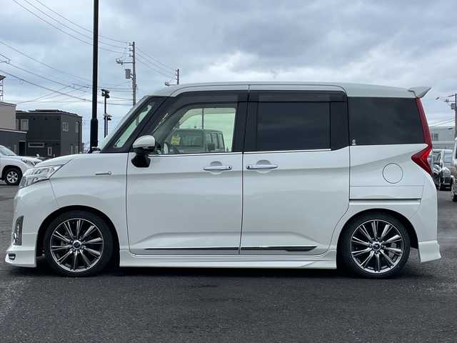 トヨタ ルーミー カスタムG 道央・札幌 2020(令2)年 7.6万km パールホワイトⅢ ４WD/寒冷地仕様/純正SDナビ/AM/FM/BT/SD/CD/フルセグ/衝突被害軽減ブレーキ/横滑り防止装置/クルーズコントロール/クリアランスソナー/バックカメラ/サイドカメラ/フロントカメラ/全方位カメラ/アラウンドビューモニター/ビルトインETC/ドライブレコーダー/アイドリングストップ/ワイパーデアイサー/両側パワースライドドア/革巻きステアリング/ステアリングリモコン/プッシュスタート/スマートキー/LEDヘッドライト/オートライト/オートマチックハイビーム/フォグランプ/電動格納ミラー/ウィンカーミラー/社外フロアマット/ドアバイザー/モデリスタフルエアロ/社外AW冬タイヤ積込/165/65/R14/2019年/山6mm/純正AW夏タイヤ積込/165/65/R14/2019年/山4mm