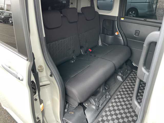 トヨタ ルーミー カスタムG 道央・札幌 2020(令2)年 7.6万km パールホワイトⅢ ４WD/寒冷地仕様/純正SDナビ/AM/FM/BT/SD/CD/フルセグ/衝突被害軽減ブレーキ/横滑り防止装置/クルーズコントロール/クリアランスソナー/バックカメラ/サイドカメラ/フロントカメラ/全方位カメラ/アラウンドビューモニター/ビルトインETC/ドライブレコーダー/アイドリングストップ/ワイパーデアイサー/両側パワースライドドア/革巻きステアリング/ステアリングリモコン/プッシュスタート/スマートキー/LEDヘッドライト/オートライト/オートマチックハイビーム/フォグランプ/電動格納ミラー/ウィンカーミラー/社外フロアマット/ドアバイザー/モデリスタフルエアロ/社外AW冬タイヤ積込/165/65/R14/2019年/山6mm/純正AW夏タイヤ積込/165/65/R14/2019年/山4mm