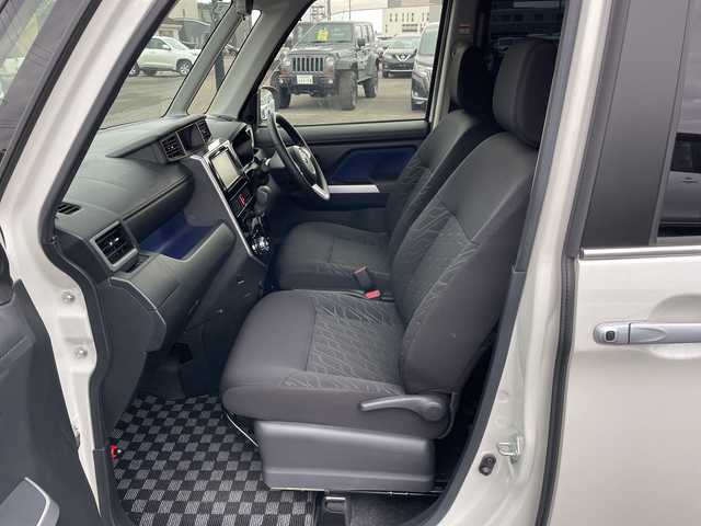 トヨタ ルーミー カスタムG 道央・札幌 2020(令2)年 7.6万km パールホワイトⅢ ４WD/寒冷地仕様/純正SDナビ/AM/FM/BT/SD/CD/フルセグ/衝突被害軽減ブレーキ/横滑り防止装置/クルーズコントロール/クリアランスソナー/バックカメラ/サイドカメラ/フロントカメラ/全方位カメラ/アラウンドビューモニター/ビルトインETC/ドライブレコーダー/アイドリングストップ/ワイパーデアイサー/両側パワースライドドア/革巻きステアリング/ステアリングリモコン/プッシュスタート/スマートキー/LEDヘッドライト/オートライト/オートマチックハイビーム/フォグランプ/電動格納ミラー/ウィンカーミラー/社外フロアマット/ドアバイザー/モデリスタフルエアロ/社外AW冬タイヤ積込/165/65/R14/2019年/山6mm/純正AW夏タイヤ積込/165/65/R14/2019年/山4mm