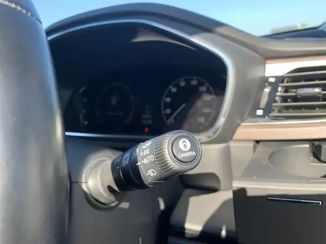 ホンダ オデッセイ アブソルート 大分県 2020(令2)年 4.3万km プレミアムヴィーナスブラックP ・純正10インチナビ(VXU-217DYi)/・フルセグ/・マルチビューカメラシステム/・Gathersリアフリップダウンモニター/・純正ビルトインETC2.0/・社外前後ドライブレコーダー/・パドルシフト/・ホンダセンシング/・レーンキープアシスト/・アダプティブクルーズコントロール/・クリアランスソナー/・D席パワーシート/・ハーフレザーシート/・2ndシートオットマン/・ハンズフリースライドドア/・両側パワースライドドア