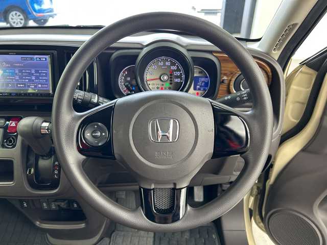 ホンダ Ｎ ＯＮＥ セレクト 奈良県 2019(平31)年 3.9万km ベージュⅡ 社外メモリナビ/フルセグ CD DVD BT MSV ipod/バックカメラ/ビルトインETC/ハーフレザーシート/シートヒーター/電動格納ミラー/ECON/ドアバイザー/純正フロアマット/スマートキー/プッシュスタート