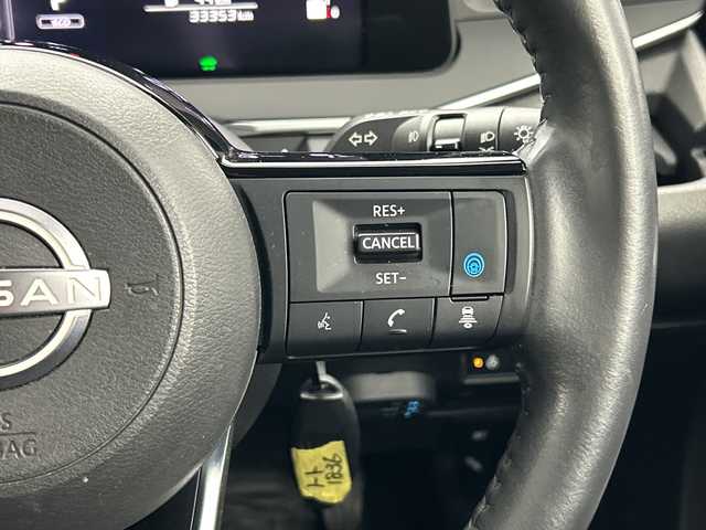 日産 ノート X 三重県 2020(令2)年 3.4万km ビビットブルー / スーパーブラック 2トーン /禁煙車//純正9インチMOPナビ//アラウンドビューモニター//純正OP本革シート//ワイヤレス充電//プロパイロット//エマージェンシーブレーキ//衝突軽減ブレーキ//レーンキープアシスト//レーダークルーズコントロール//ブラインドスポットモニター//オートハイビーム//純正ビルトインETC2.0//インテリジェントスマートルームミラー//前後コーナーセンサー//純正前方ドライブレコーダー//LED//フォグ//ステアリングヒーター